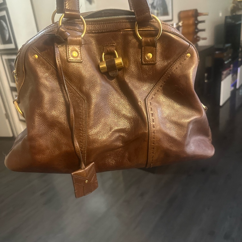 Yves Saint Laurent Muse Bag